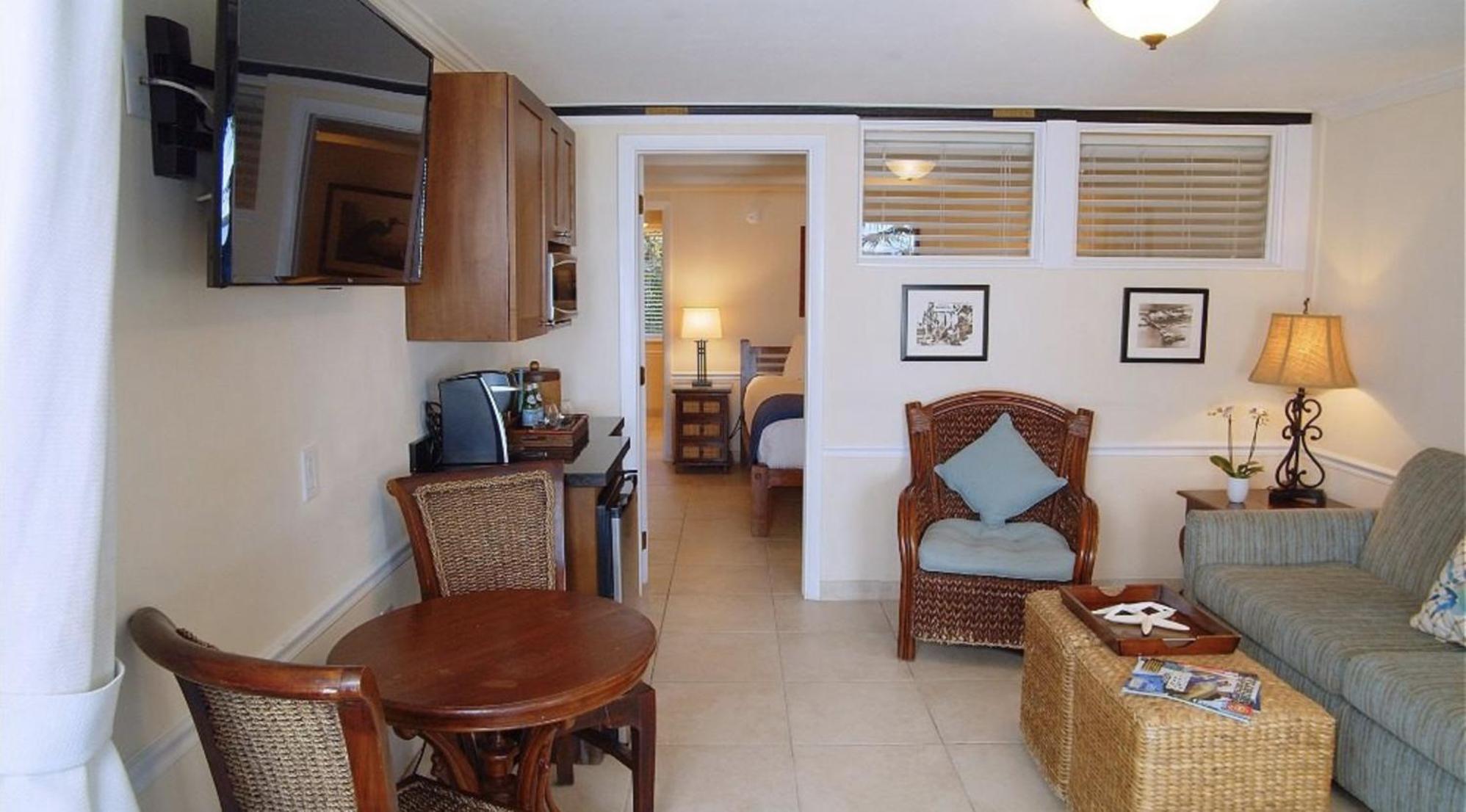 Coconut Palm Inn Tavernier Room photo