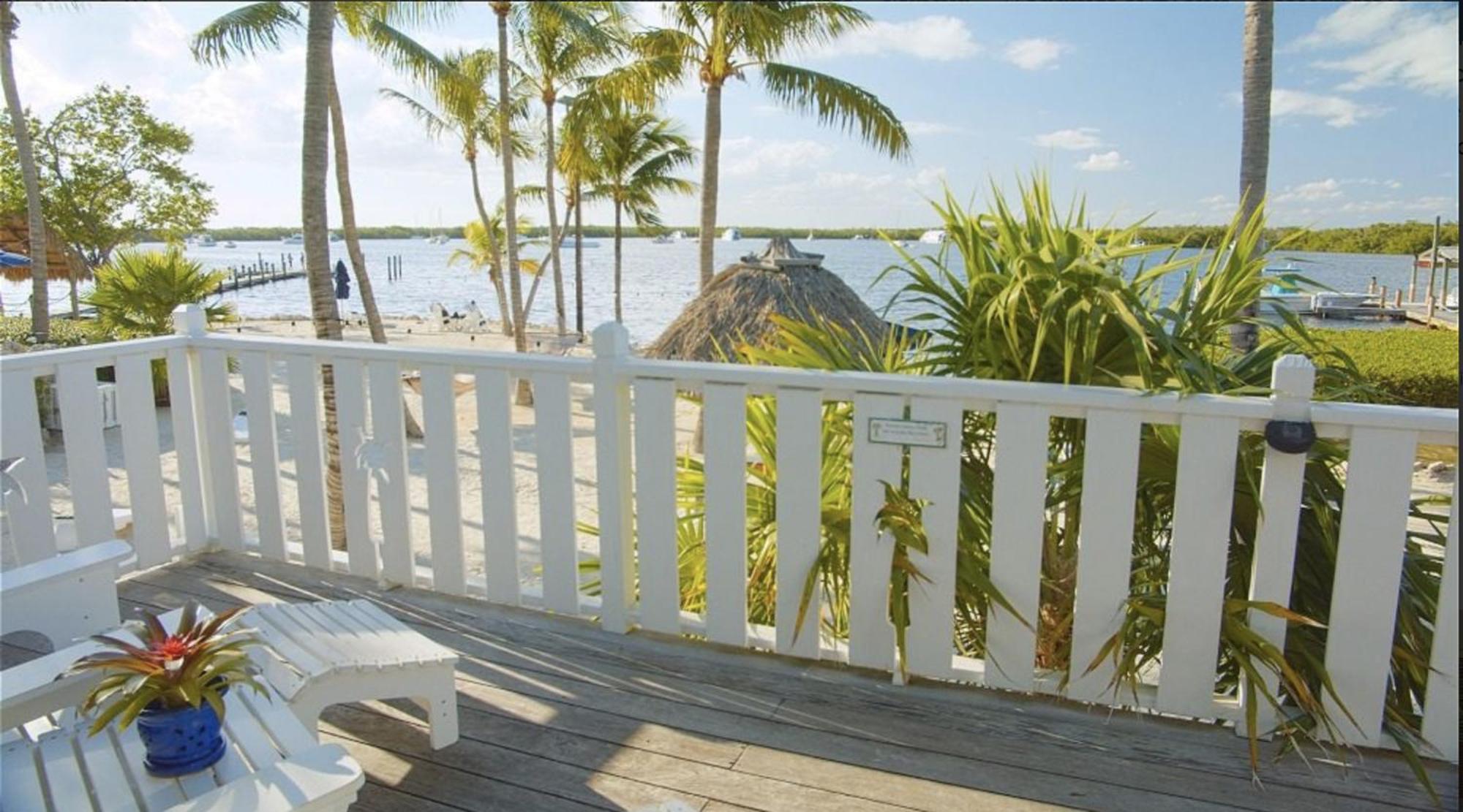 Coconut Palm Inn Tavernier Room photo