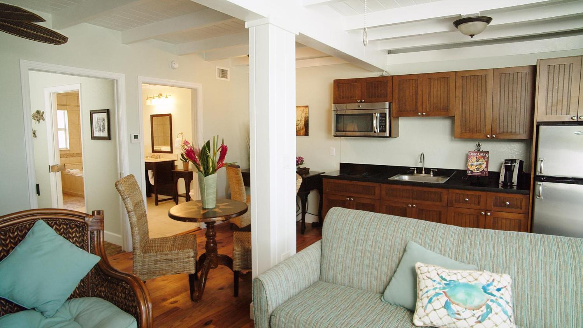 Coconut Palm Inn Tavernier Room photo